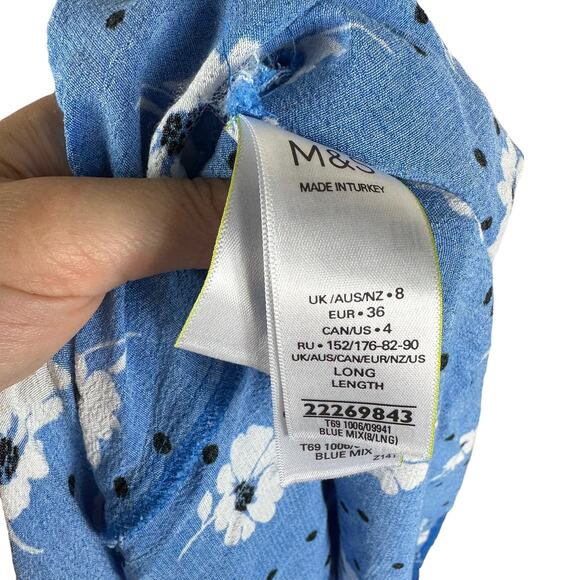 M&S COLLECTION Blue White Floral V-Neck Button Midi Dress Size US 4 Boho‎ Preppy - Picture 6 of 9